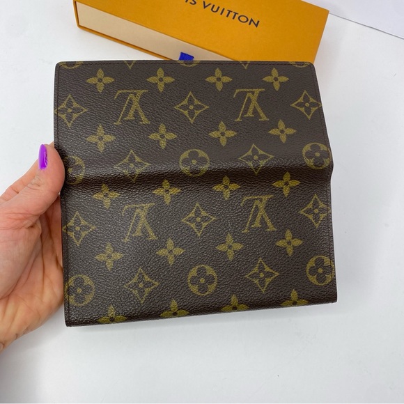 Louis Vuitton Porte Carte Credit Wallet - Picture 13 of 15